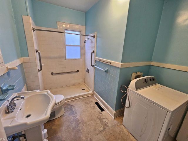 4902 Cherry Street, Winston-salem, NC 27105