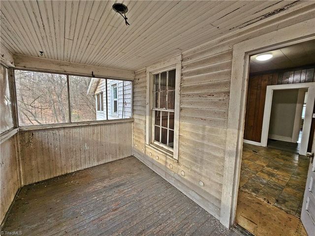 4902 Cherry Street, Winston-salem, NC 27105