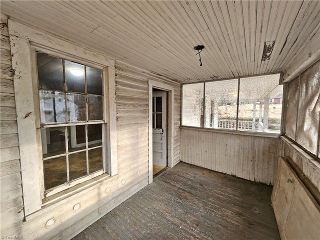 4902 Cherry Street, Winston-salem, NC 27105