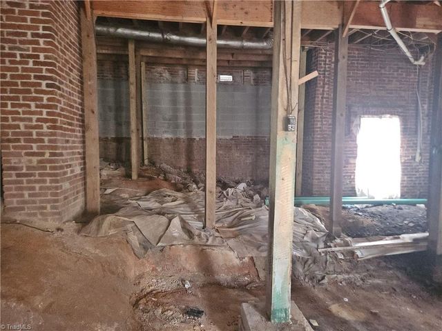 4902 Cherry Street, Winston-salem, NC 27105