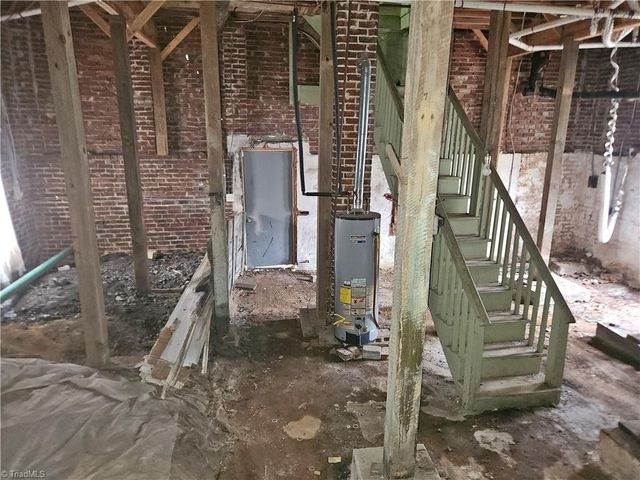 4902 Cherry Street, Winston-salem, NC 27105
