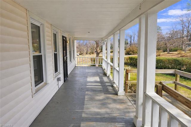 4902 Cherry Street, Winston-salem, NC 27105