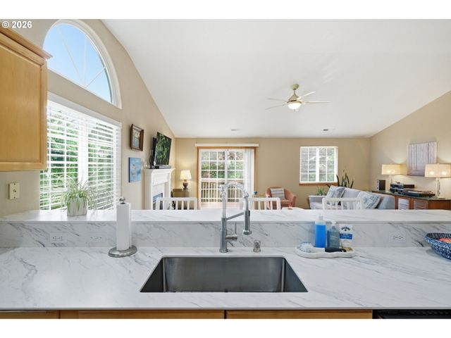 4645 L St, Washougal, WA 98671