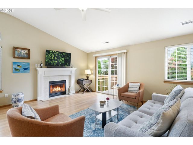 4645 L St, Washougal, WA 98671
