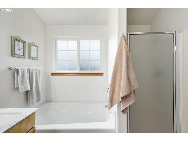 4645 L St, Washougal, WA 98671
