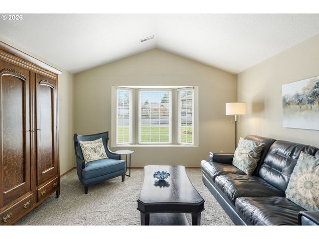 4645 L St, Washougal, WA 98671