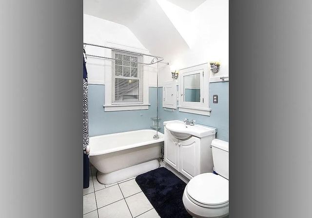 1112 University Drive S, Fargo, ND 58103