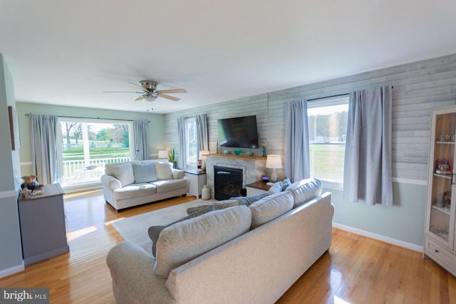 217 WHITMER RD, Shenandoah Junction, WV 25442