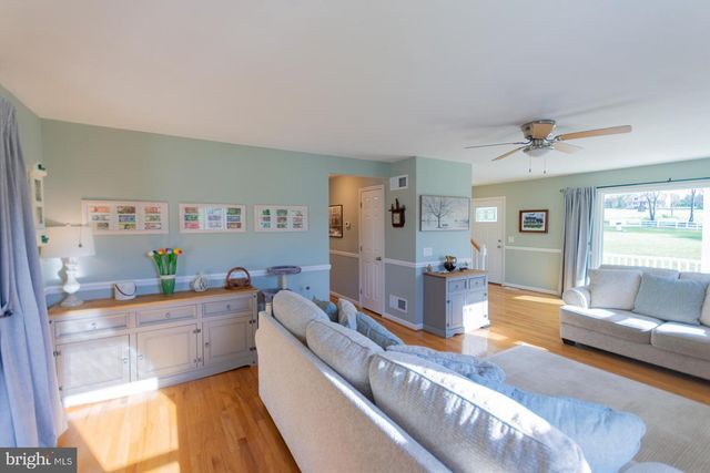 217 WHITMER RD, Shenandoah Junction, WV 25442
