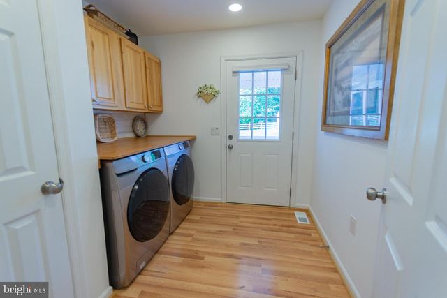 217 WHITMER RD, Shenandoah Junction, WV 25442
