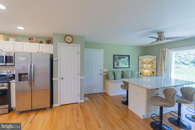 217 WHITMER RD, Shenandoah Junction, WV 25442