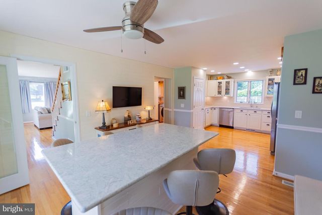 217 WHITMER RD, Shenandoah Junction, WV 25442