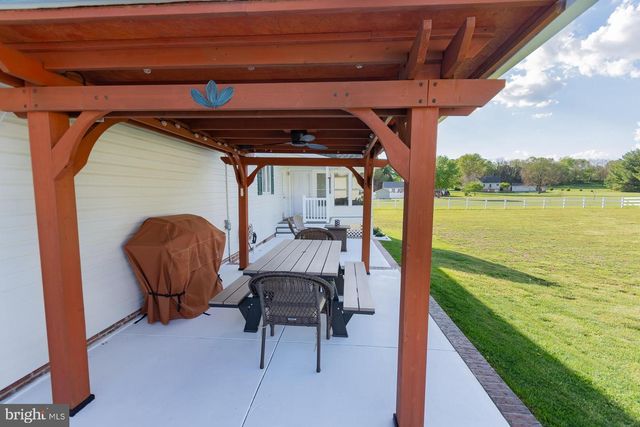 217 WHITMER RD, Shenandoah Junction, WV 25442