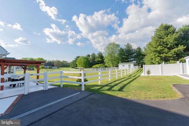 217 WHITMER RD, Shenandoah Junction, WV 25442