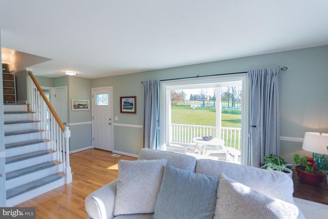 217 WHITMER RD, Shenandoah Junction, WV 25442