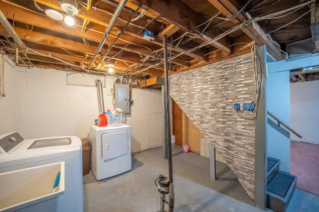 5506 Tower Avenue, Superior, WI 54880