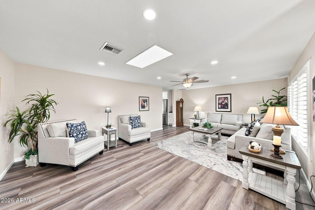 18402 N 95th Avenue, Sun City, AZ 85373 — photo 4