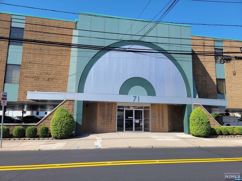 71 Union Avenue, Rutherford, NJ 07070