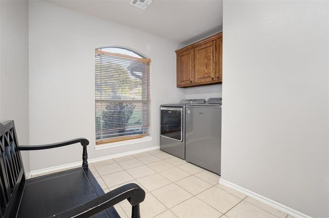 8621 Blue Heron Cove, Edmond, OK 73034