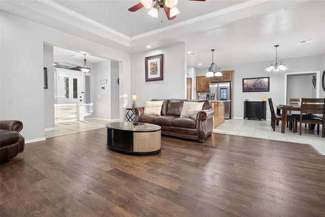 8621 Blue Heron Cove, Edmond, OK 73034