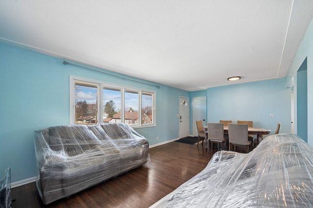 4257 5th Street NE, Columbia Heights, MN 55421