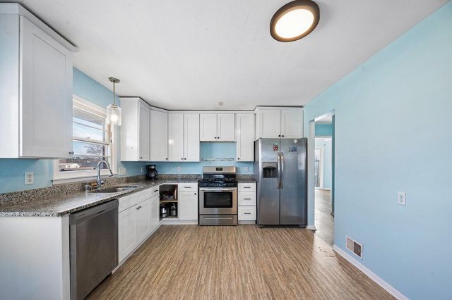 4257 5th Street NE, Columbia Heights, MN 55421