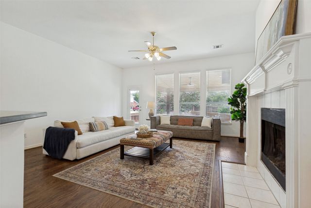 162 Shelby Trace, Murphy, TX 75094