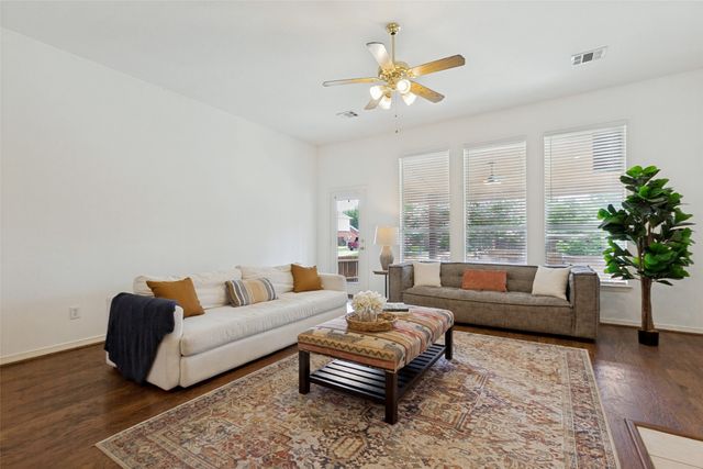162 Shelby Trace, Murphy, TX 75094