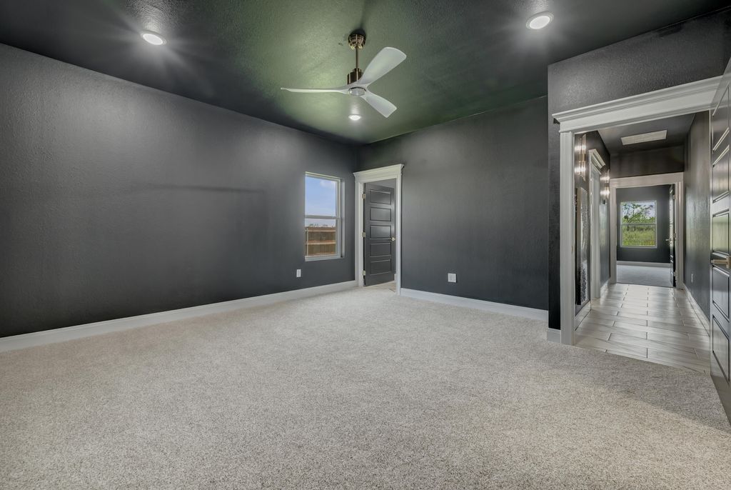 Image 21 of property listing at 1605 Club House Lane, San Angelo, TX 76904