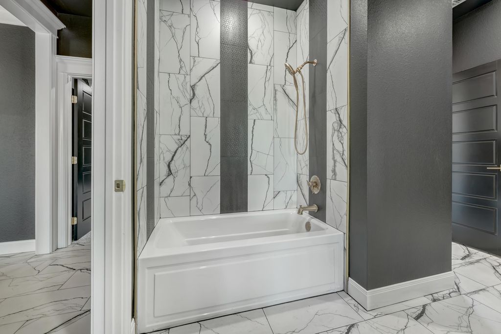 Image 35 of property listing at 1605 Club House Lane, San Angelo, TX 76904