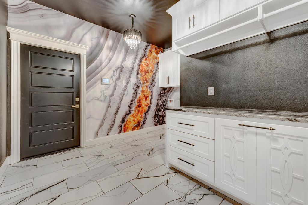 Image 39 of property listing at 1605 Club House Lane, San Angelo, TX 76904