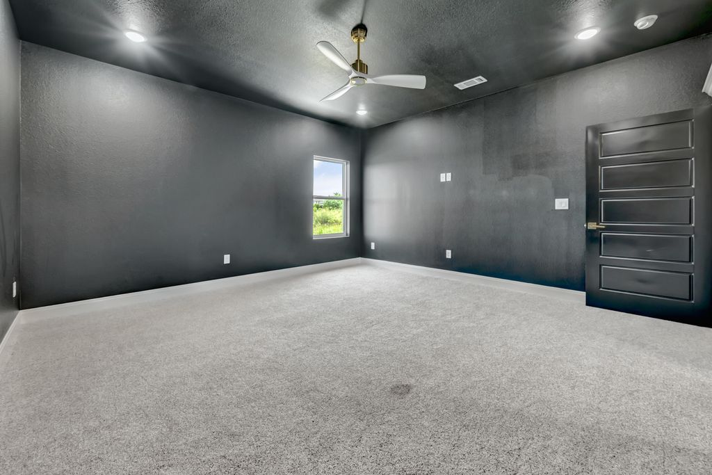 Image 42 of property listing at 1605 Club House Lane, San Angelo, TX 76904
