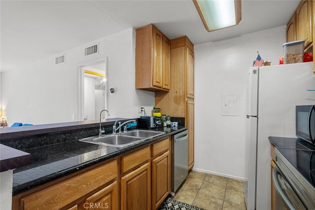 23515 Lyons Avenue 210, Valencia, CA 91355