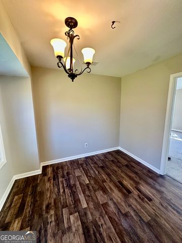 501 Lee Byrd Road, Loganville, GA 30052