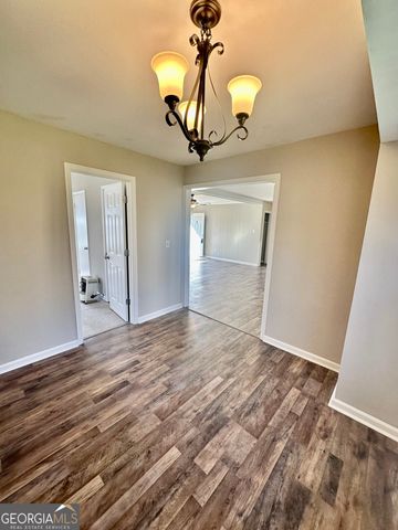 501 Lee Byrd Road, Loganville, GA 30052