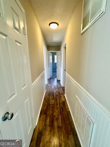 501 Lee Byrd Road, Loganville, GA 30052