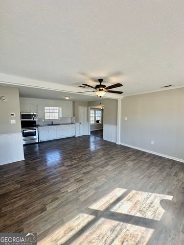 501 Lee Byrd Road, Loganville, GA 30052