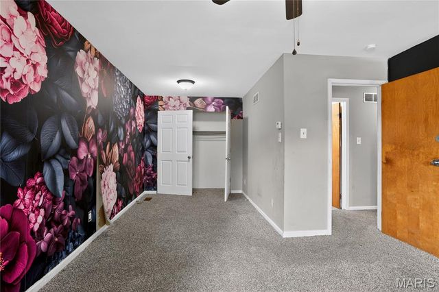 715 Valencia Avenue, St Louis, MO 63138