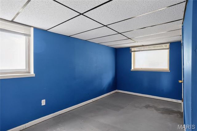 715 Valencia Avenue, St Louis, MO 63138
