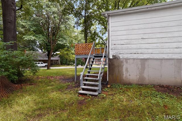715 Valencia Avenue, St Louis, MO 63138