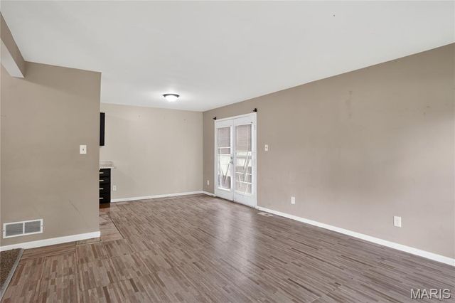 715 Valencia Avenue, St Louis, MO 63138