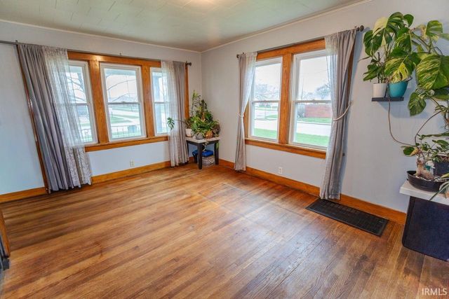 1222 N Center Street, Plymouth, IN 46563