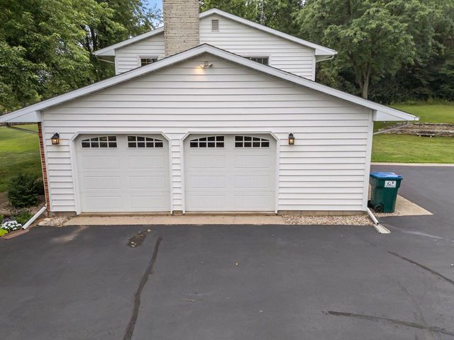 666 W MAIN STREET, Wautoma, WI 54982