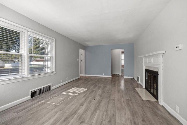 1106 MINAHAN STREET, Green Bay, WI 54303