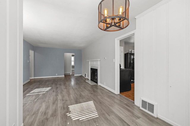 1106 MINAHAN STREET, Green Bay, WI 54303