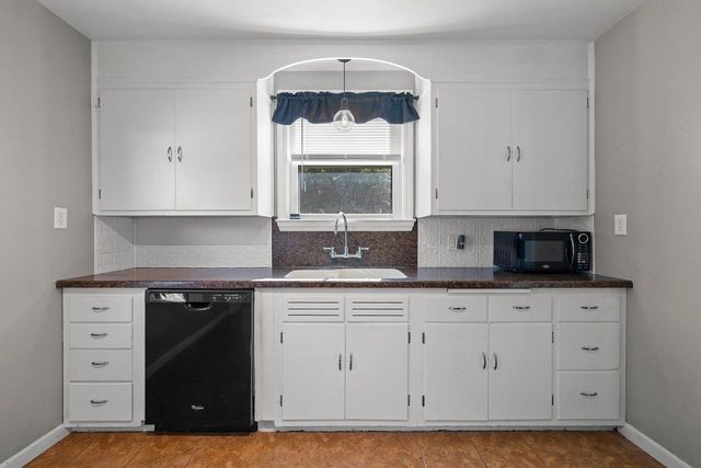 1106 MINAHAN STREET, Green Bay, WI 54303