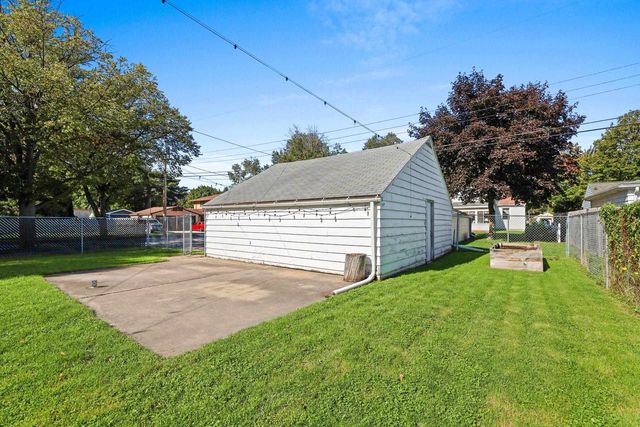 1106 MINAHAN STREET, Green Bay, WI 54303