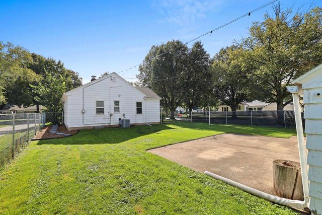 1106 MINAHAN STREET, Green Bay, WI 54303