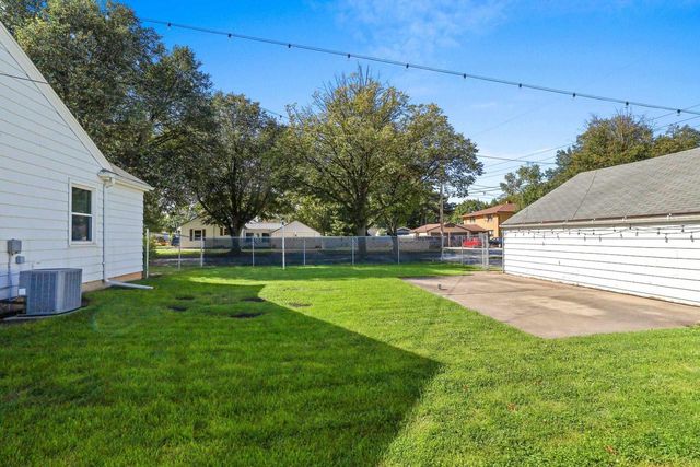 1106 MINAHAN STREET, Green Bay, WI 54303