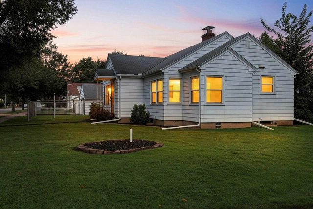 1106 MINAHAN STREET, Green Bay, WI 54303